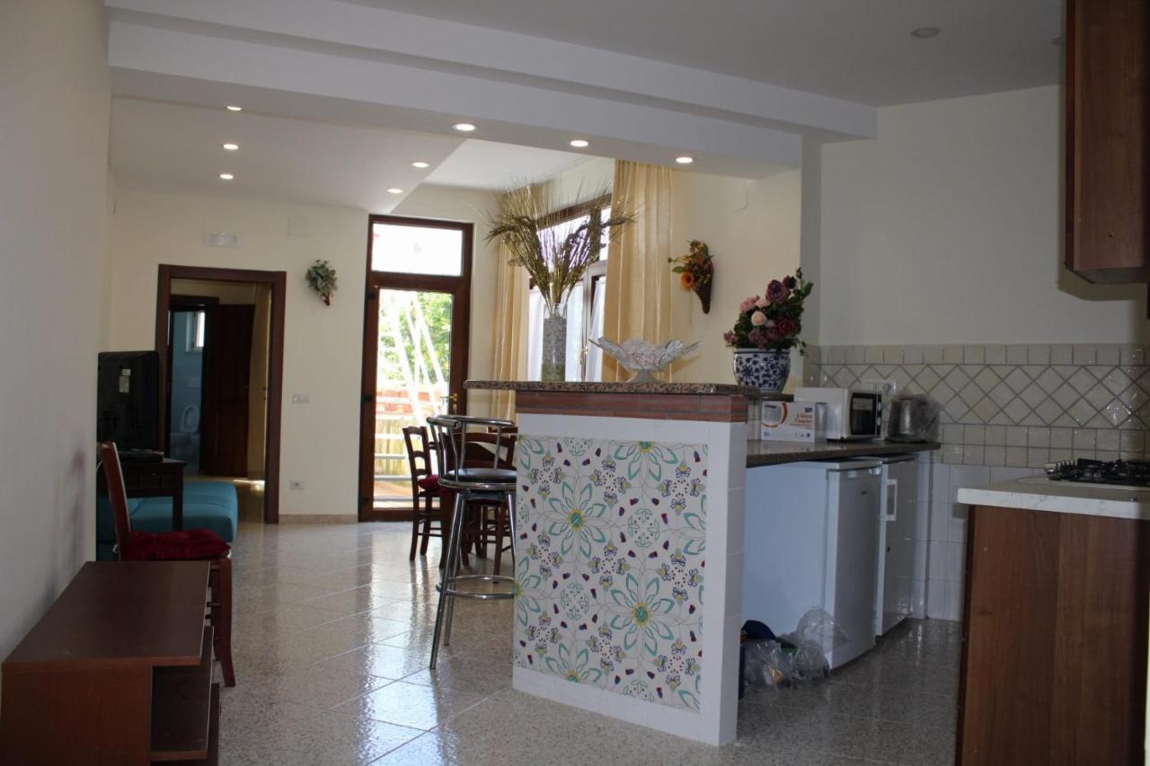 Casa Angelina Villa Termini Bagian luar foto